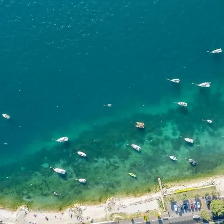 Garda Lake/ Free Park/ Big Swimming Pool *